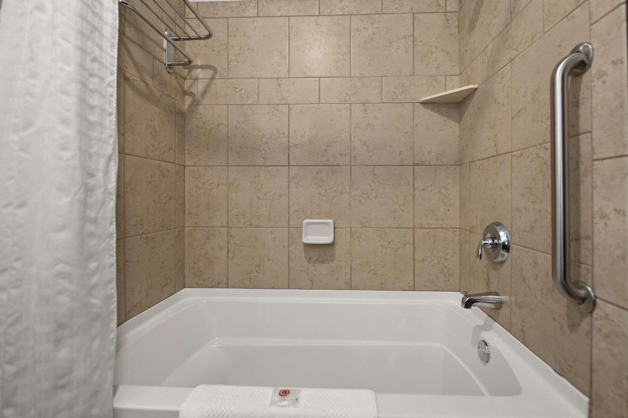 Comfort Suites Hudson I-94 Zewnętrze zdjęcie